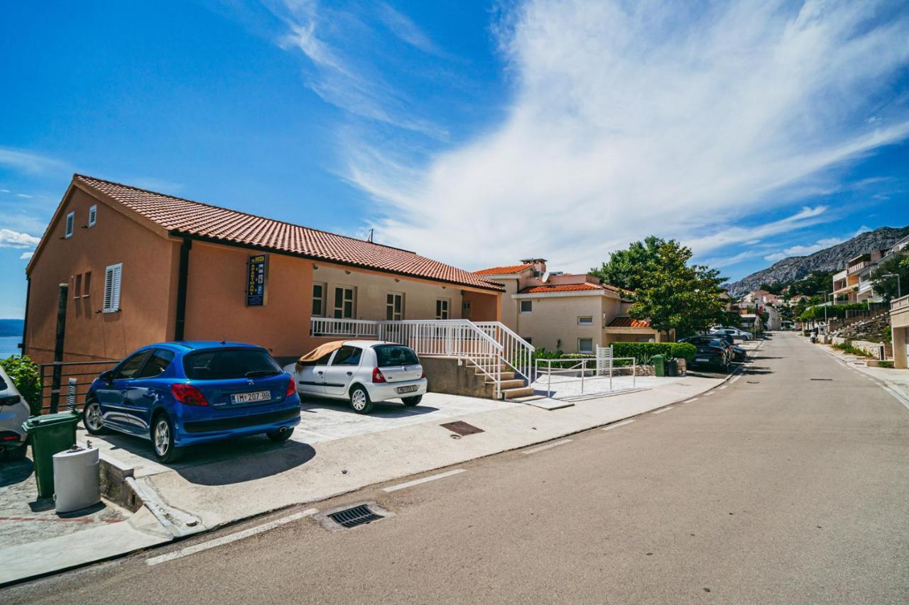 Sea Paradise Brela Exterior photo